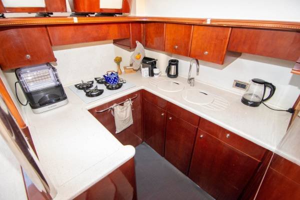Natewhite Kiralık Motoryat - Görsel 7